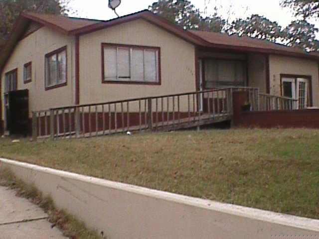 3004 Glen Rae Street Austin, TX 78702 - Photo 1 of 1
