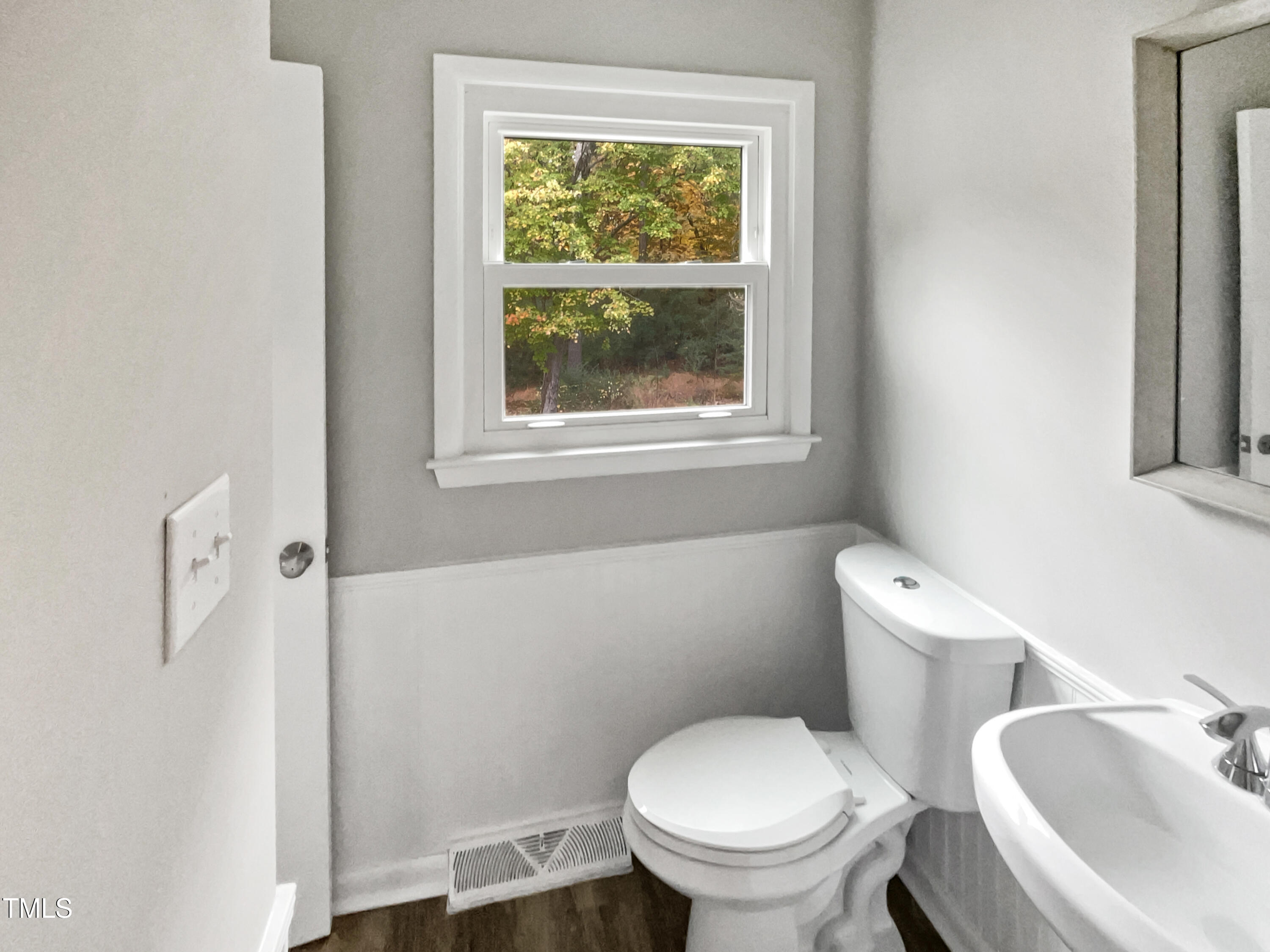 1526 Clermont Road Durham, NC 27713 - Photo 19 of 24 listing_17