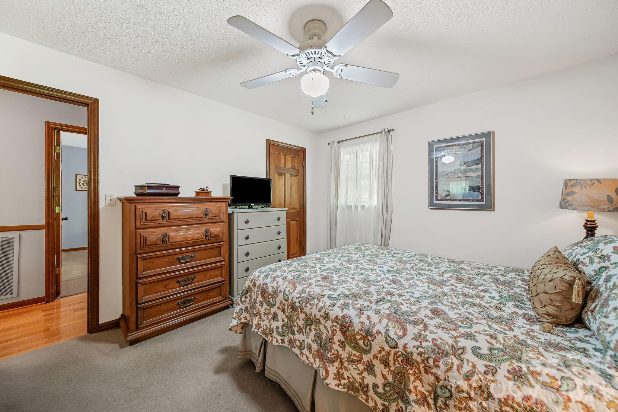 2056 Lawrence Road Clover, SC 29710 - Photo 20 of 38