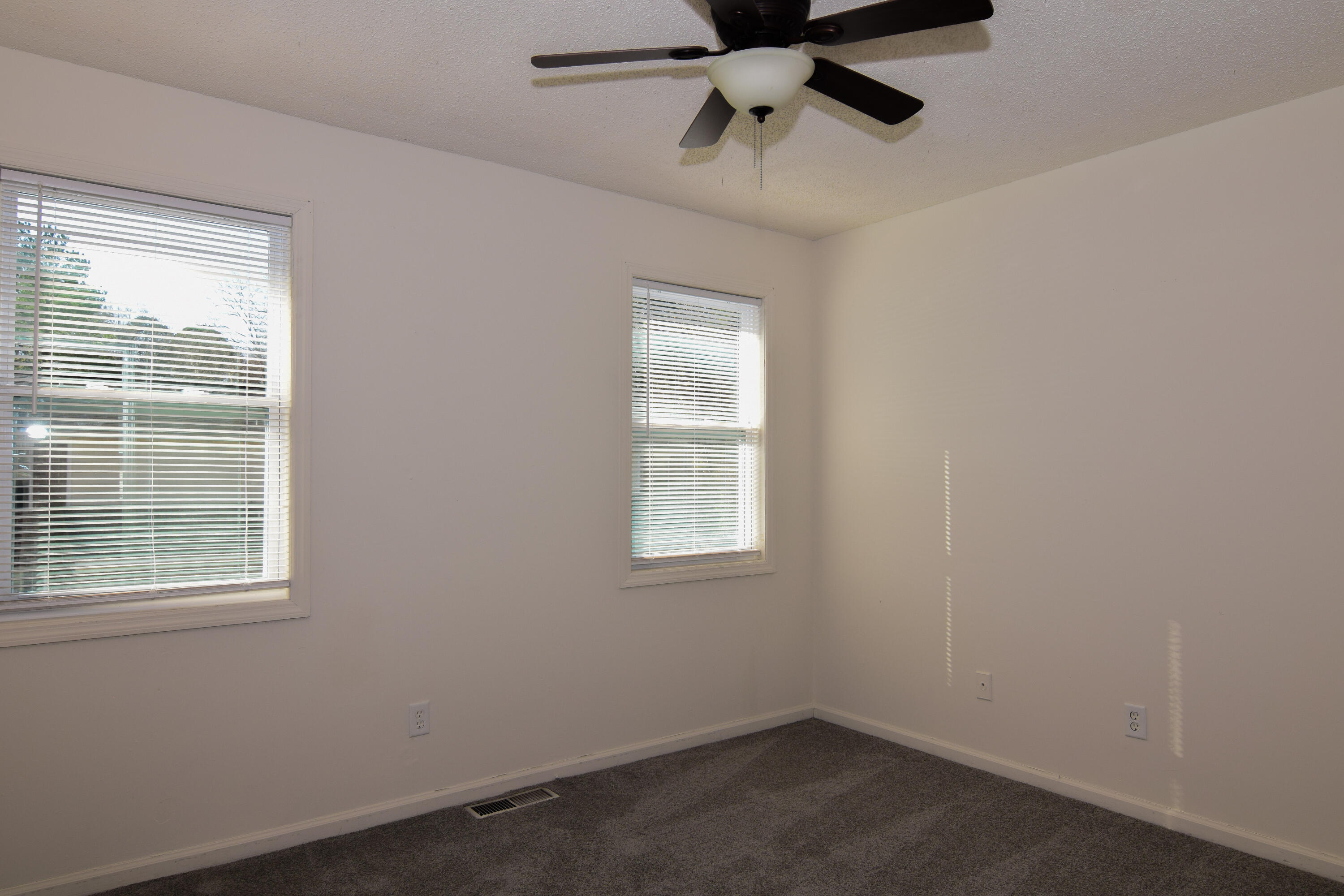 7657 Hunters Ridge Lane North Charleston, SC 29420 - Photo 10 of 11 7657 Hunters Ridge-11