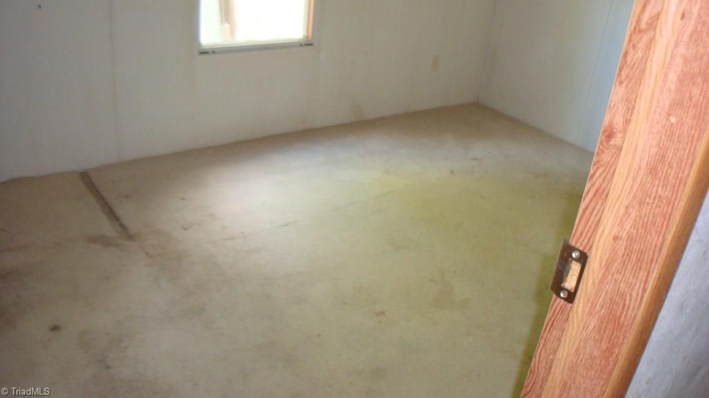 4066 Vass-Carthage Road Carthage, NC 28327 - Photo 12 of 14