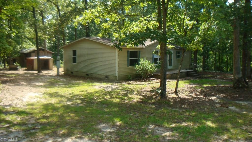 4066 Vass-Carthage Road Carthage, NC 28327 - Photo 4 of 14