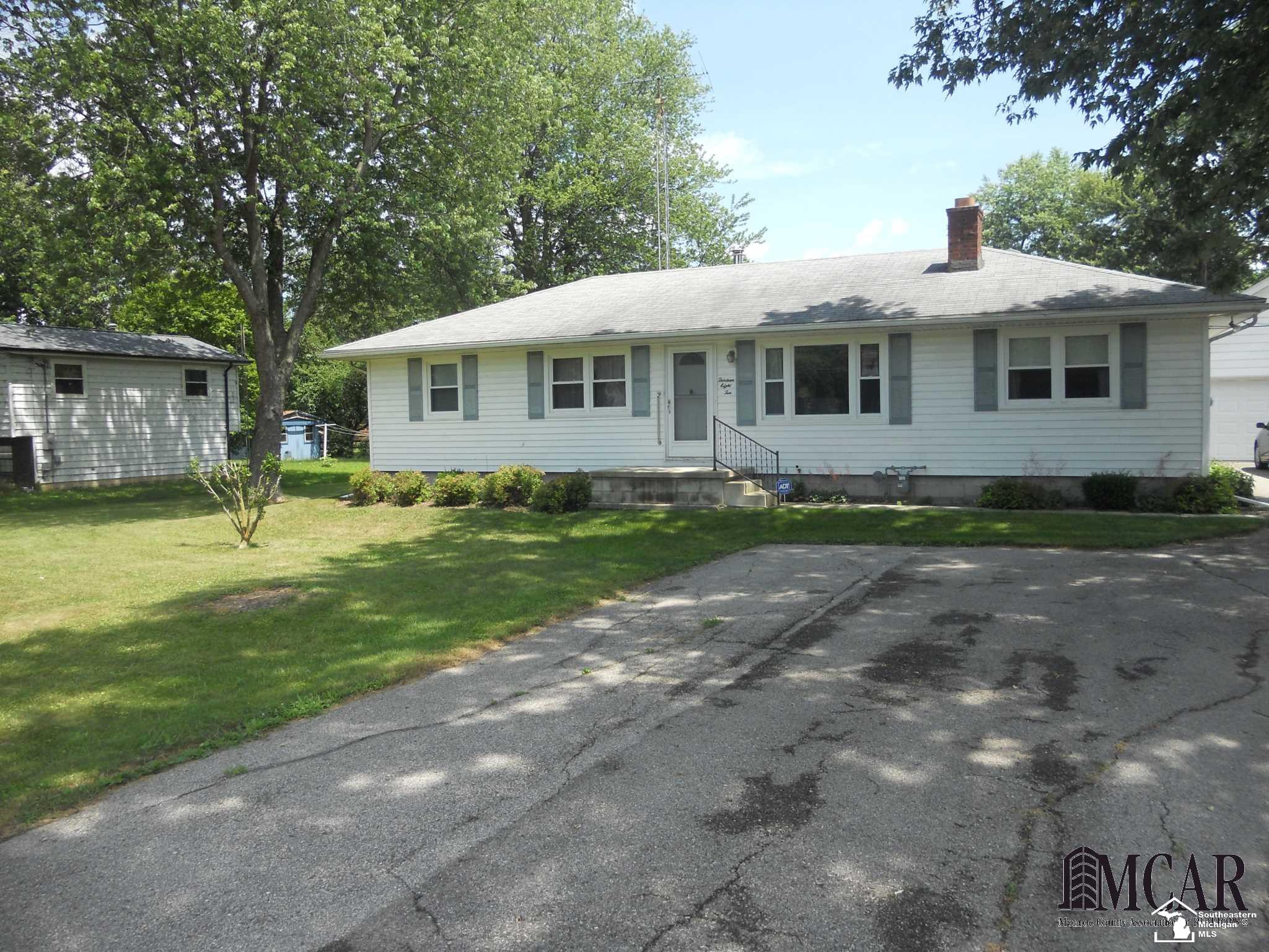 13810 Laplaisance Road Monroe, MI 48161 - Photo 1 of 16 Gallery Image 1