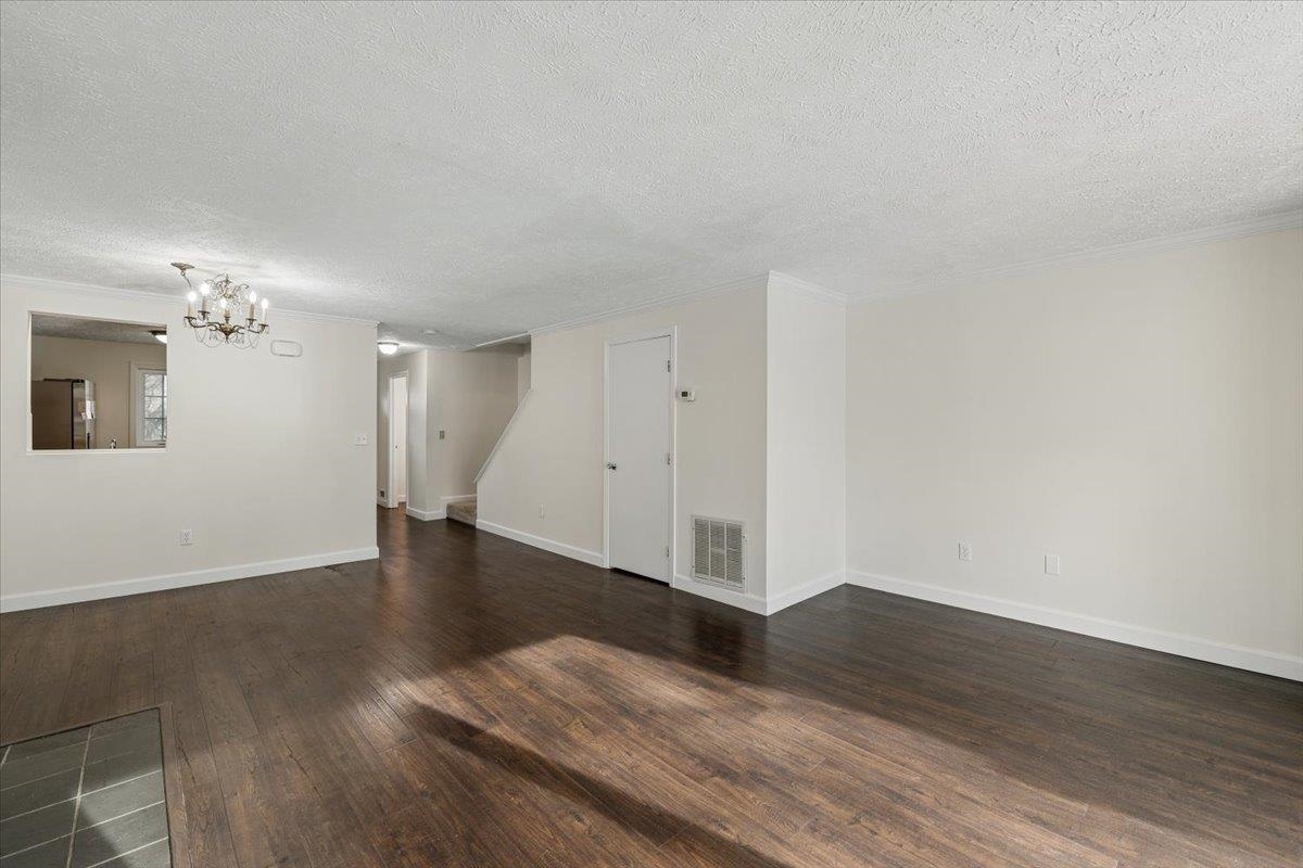 7 Swift Lane Merrimack, NH 03054 - Photo 11 of 39