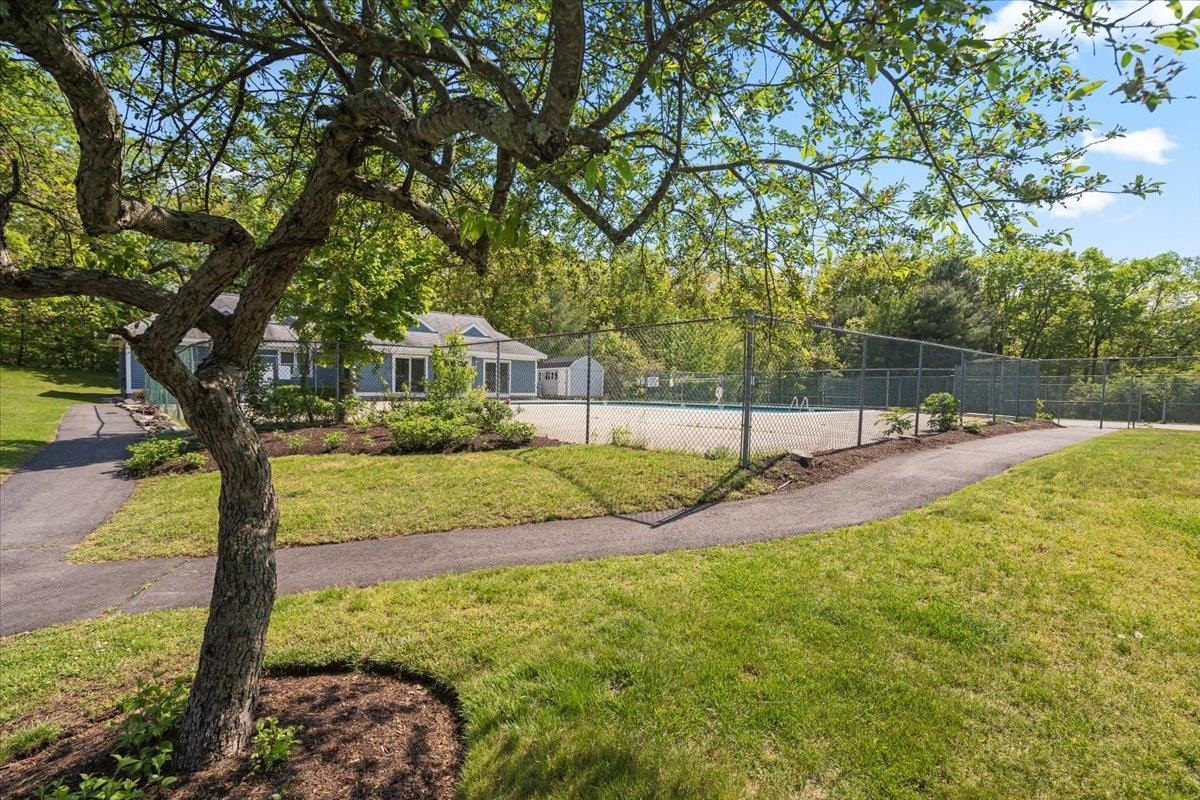 7 Swift Lane Merrimack, NH 03054 - Photo 34 of 39