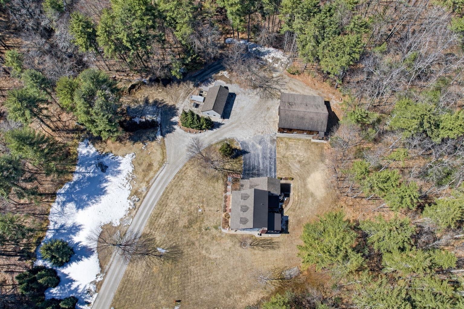 166 Amherst Street Amherst, NH 03031 - Photo 13 of 60