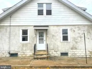 $1,200 | 98 Library Street, Unit B, Williamstown, NJ 08094