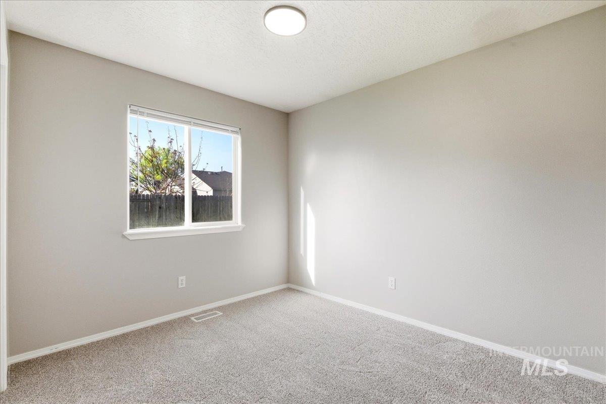 14237 Carolina Street Caldwell, ID 83607 - Photo 17 of 27