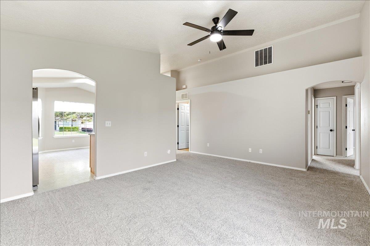 14237 Carolina Street Caldwell, ID 83607 - Photo 6 of 27