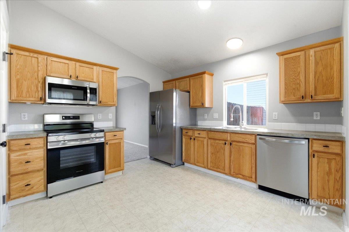 14237 Carolina Street Caldwell, ID 83607 - Photo 8 of 27