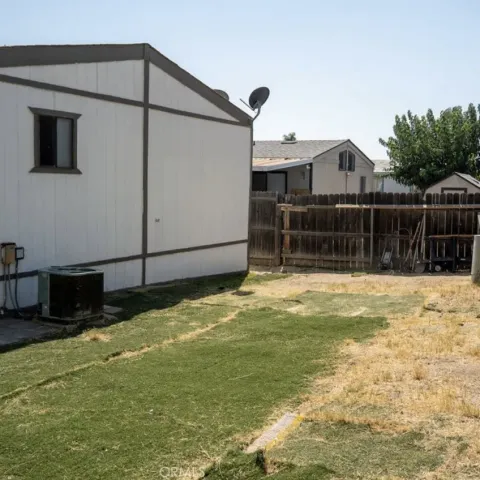 $164,999 | 7717 Church Street, Unit 54, Highland, CA 92346