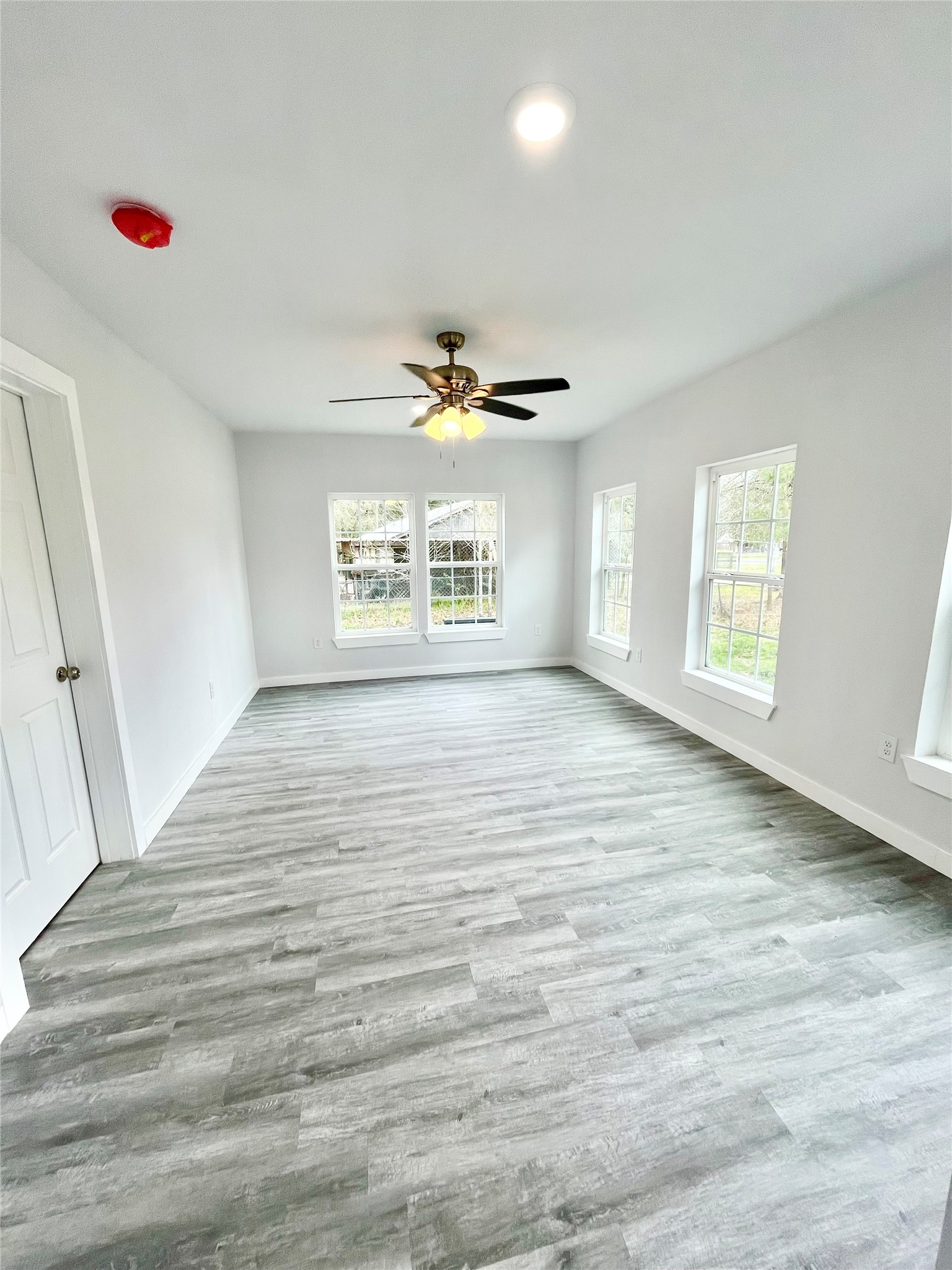 1785 South Byrd Avenue Shepherd, TX 77371 - Photo 3 of 8 Flex room.