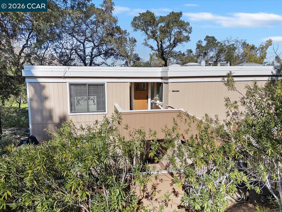 1332 Running Springs Road, Unit 1 Walnut Creek, CA 94595 - Photo 2 of 26