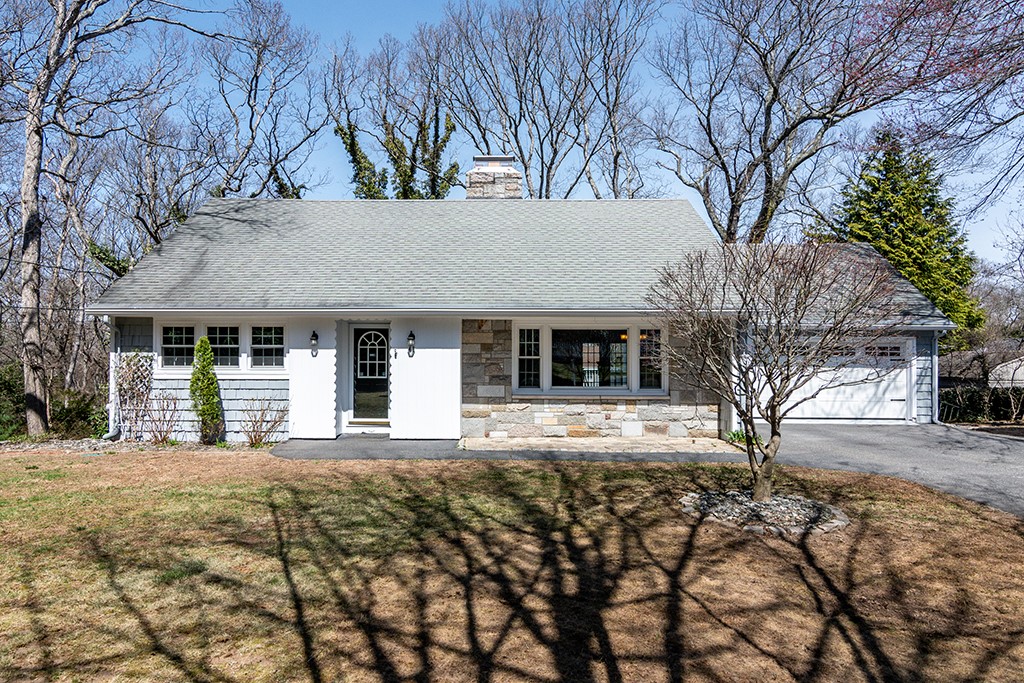 41 Bruce Lane Warwick, RI 02886 - Photo 1 of 30 Front of Home.