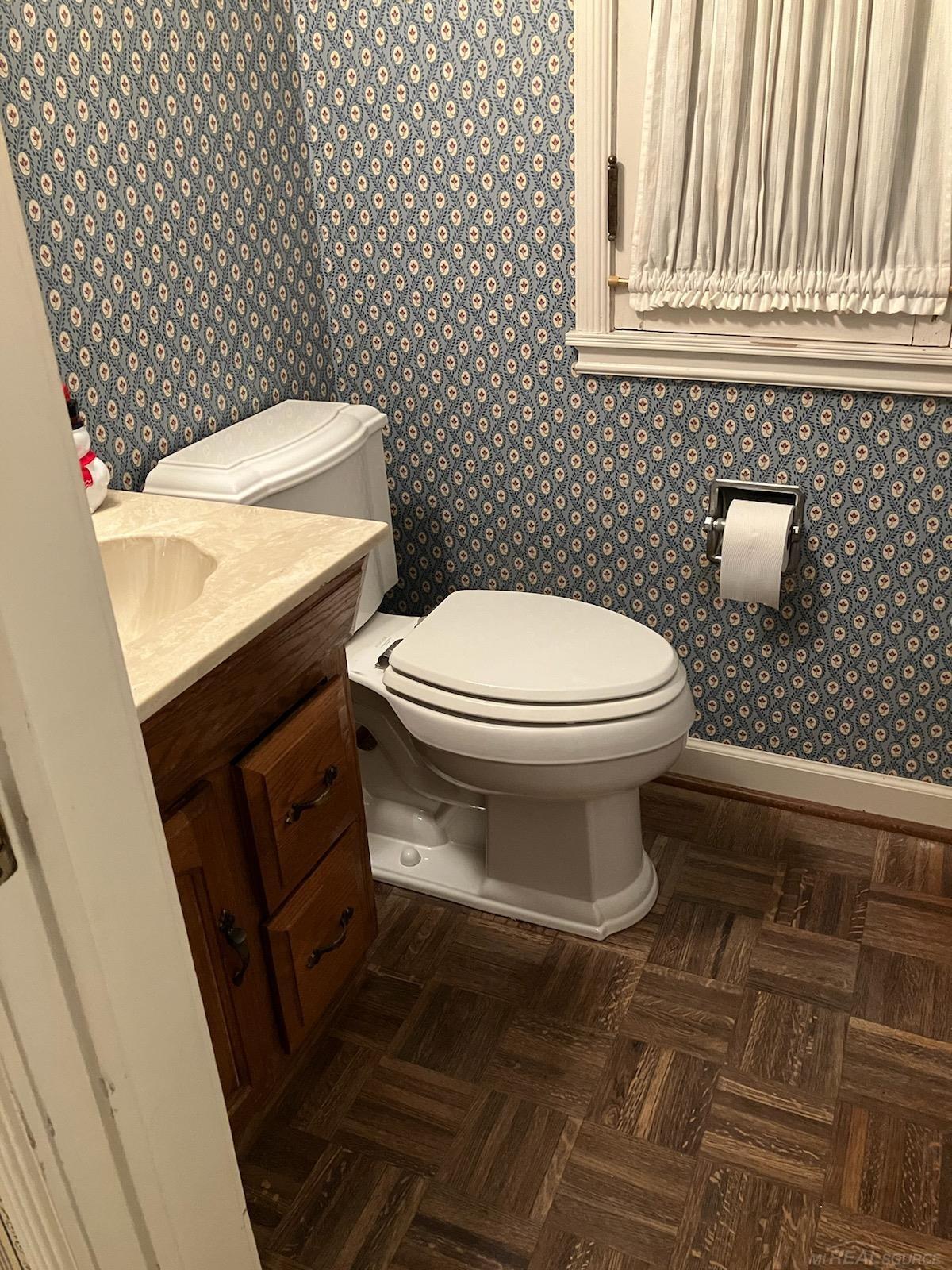 1050 Harvard Road Grosse Pointe, MI 48230 - Photo 15 of 39 50165705-63fb4c36-44b1-4aac-9741-ec3542cd978b.JPG