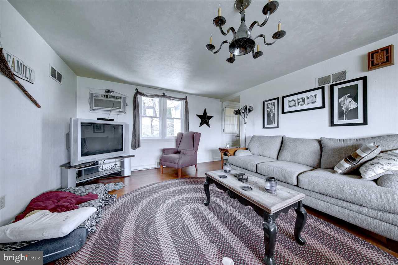 269 Leaders Heights Road York, PA 17402 - Photo 4 of 12 Gallery Image 4