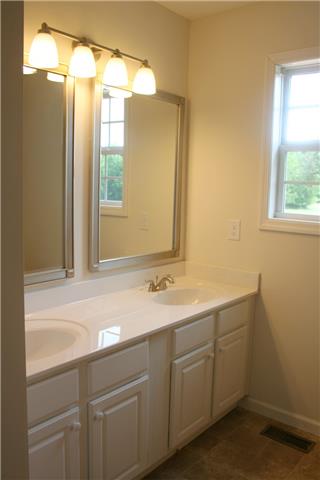 894 Double Bridge Road Lewisburg, TN 37091 - Photo 10 of 19 Gallery Image 10