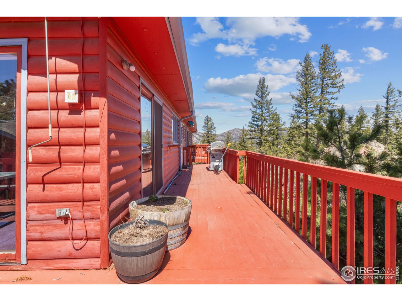 470 Brook Circle Boulder, CO 80302 - Photo 11 of 40 Wrap around deck