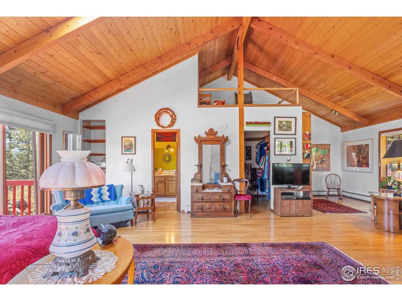 470 Brook Circle Boulder, CO 80302 - Photo 16 of 40 Primary bedroom