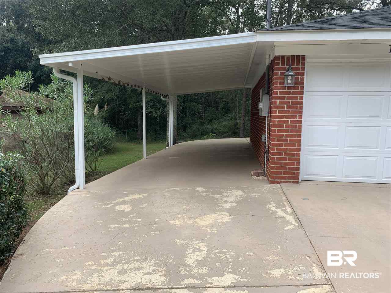 110 South Pecan Street Foley, AL 36535 - Photo 16 of 21 Carport