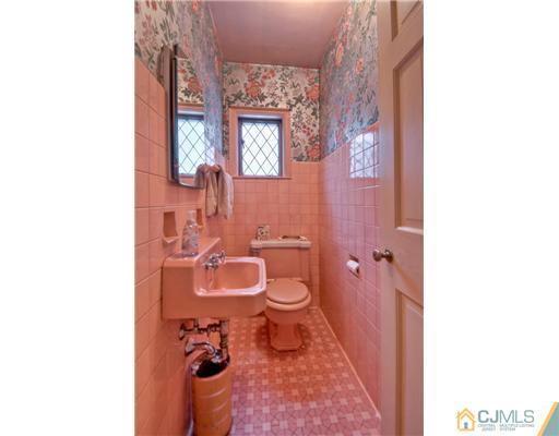 98 Rector Street Perth Amboy, NJ 08861 - Photo 9 of 14