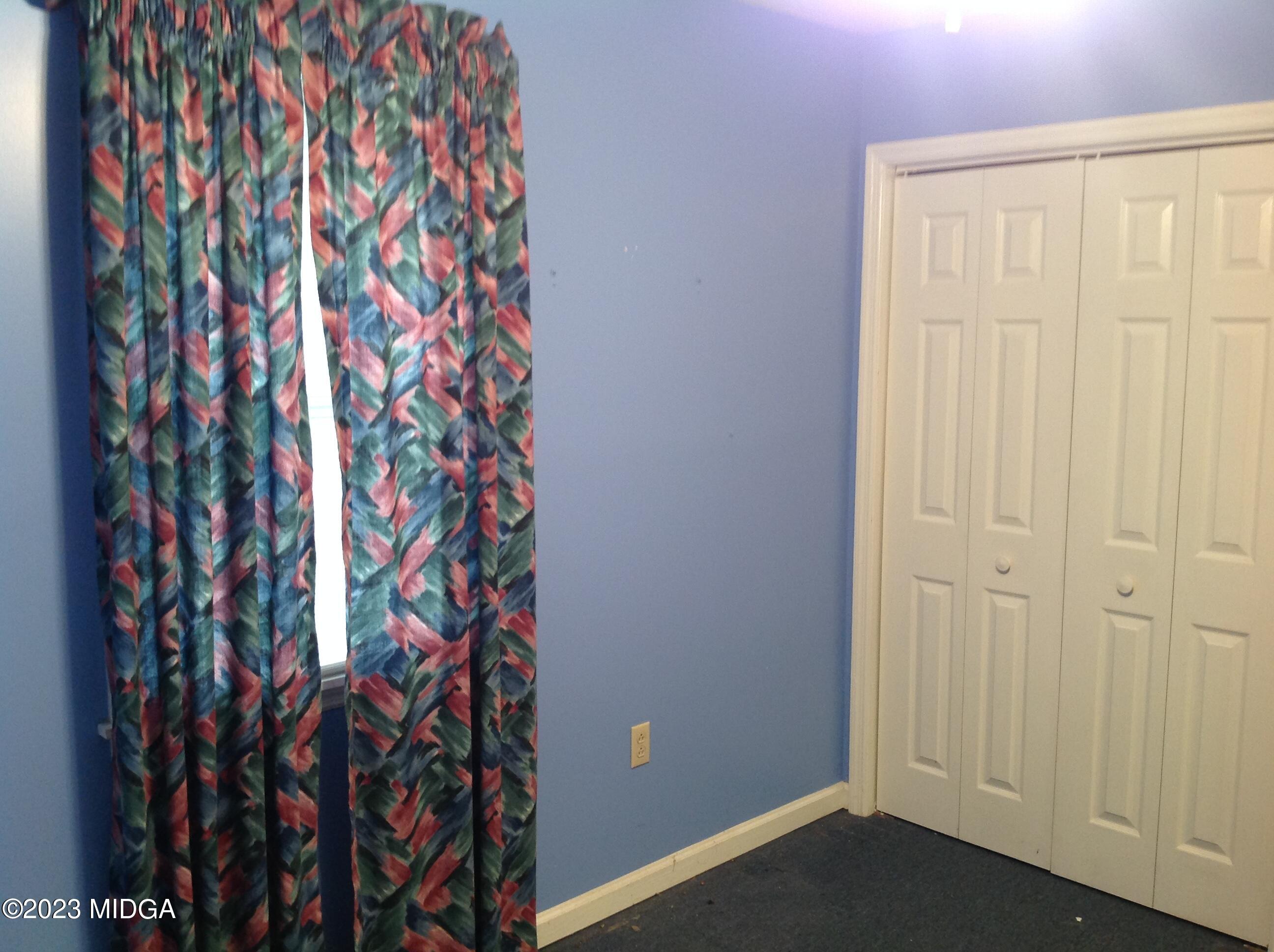 6251 Columbus Road Macon, GA 31206 - Photo 22 of 33 a view of a painting on the wall