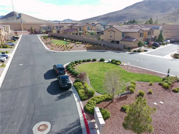 $2,550 | 12528 Mosticone Way, Las Vegas, NV 89141