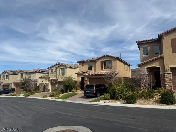 $2,550 | 12528 Mosticone Way, Las Vegas, NV 89141