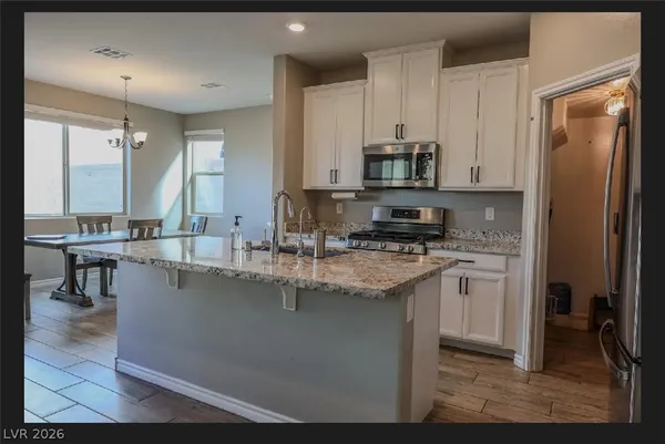 $2,550 | 12528 Mosticone Way, Las Vegas, NV 89141