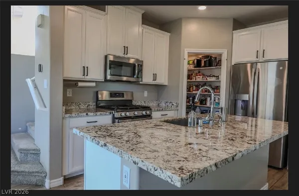 $2,550 | 12528 Mosticone Way, Las Vegas, NV 89141