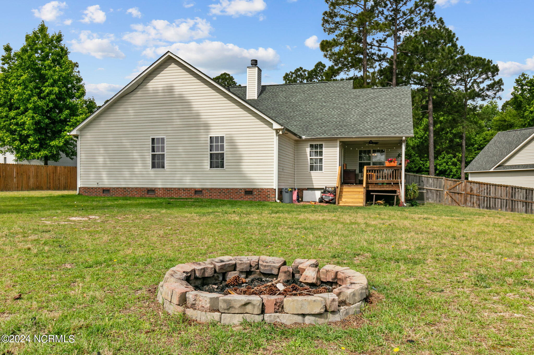 275 Chesapeake Road Cameron, NC 28326 - Photo 6 of 32 35-web-or-mls-IMG_5821