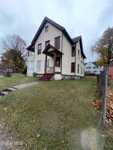 $125,000 | 108 Forest Street, Gloversville, NY 12078