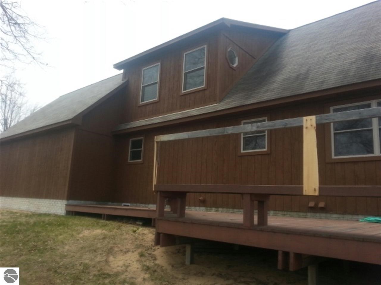 6530 Ridgeway Trail Lake, MI 48632 - Photo 3 of 14 1780940-2.JPG