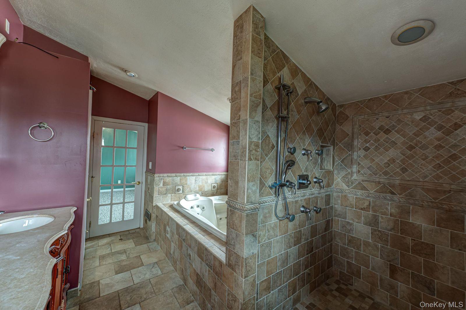 11 Lawrence Road Deer Park, NY 11729 - Photo 11 of 17