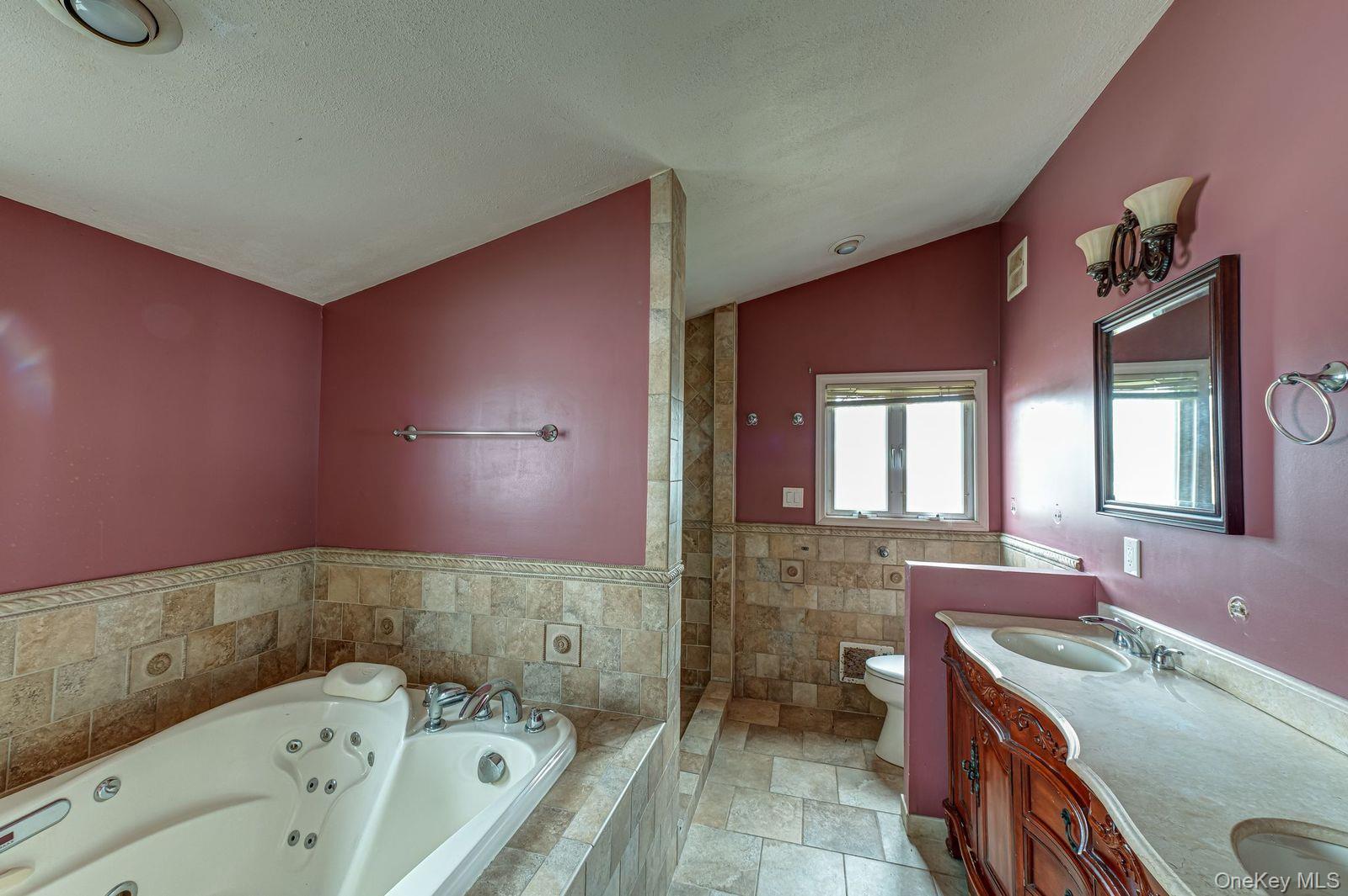 11 Lawrence Road Deer Park, NY 11729 - Photo 10 of 17