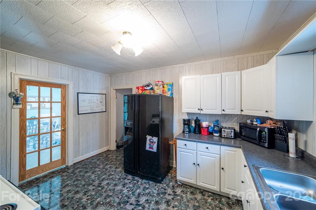 6784 Hightower Road Great Falls, SC 29055 - Photo 5 of 10 Gallery Image 5