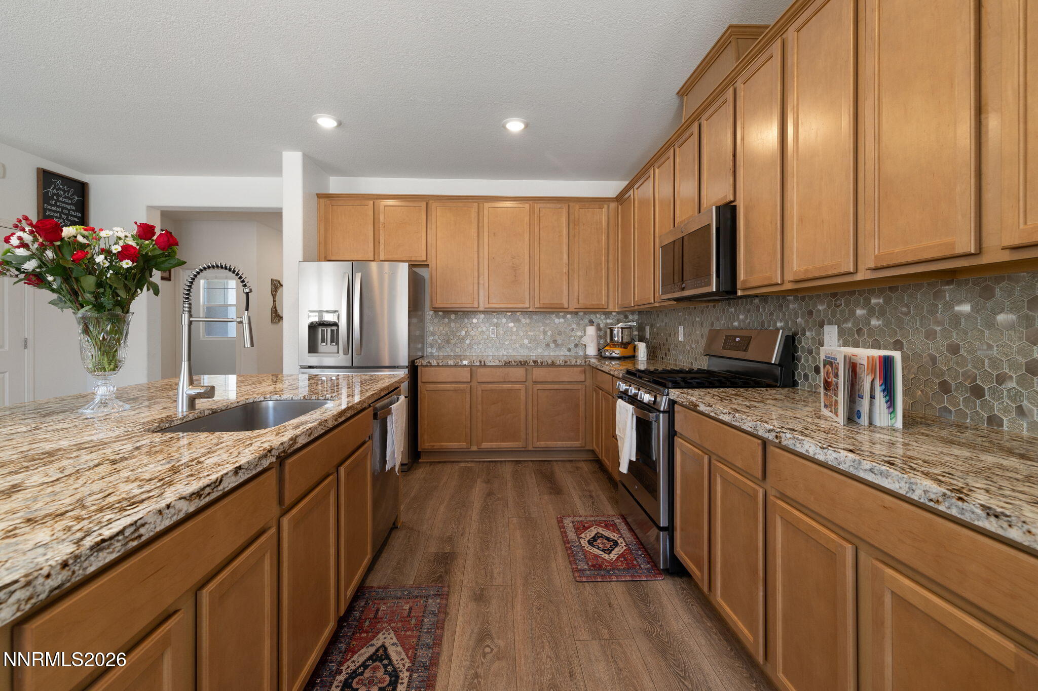 14-web-or-mls-9319 Bay-15