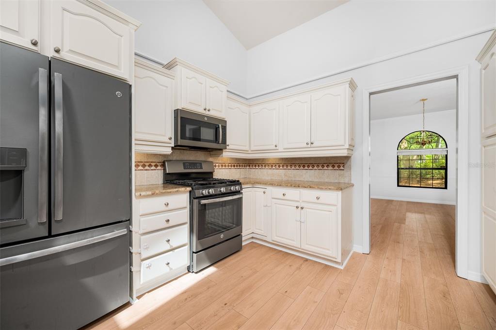 4427 Southwest 84th Way Gainesville, FL 32608 - Photo 18 of 58 Gallery Image 18