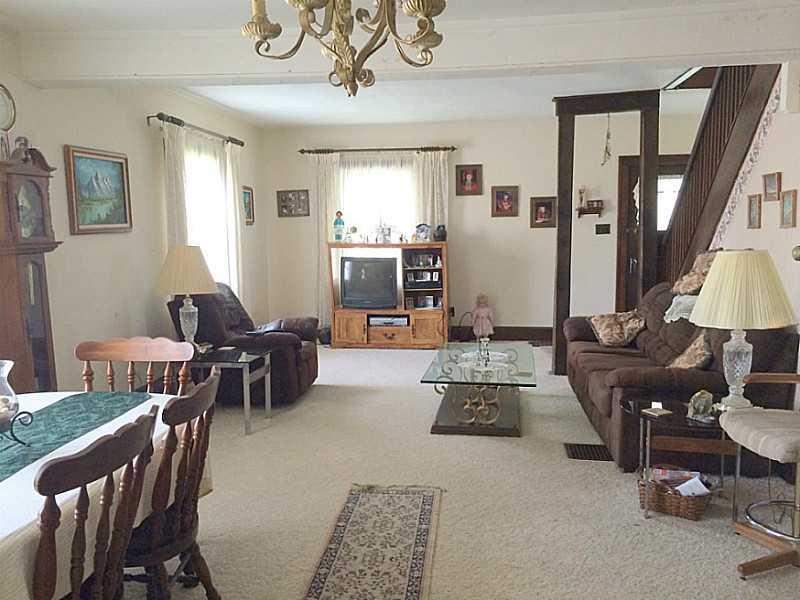 3603 Clark Street Anderson, IN 46013 - Photo 3 of 22 Gallery Image 3