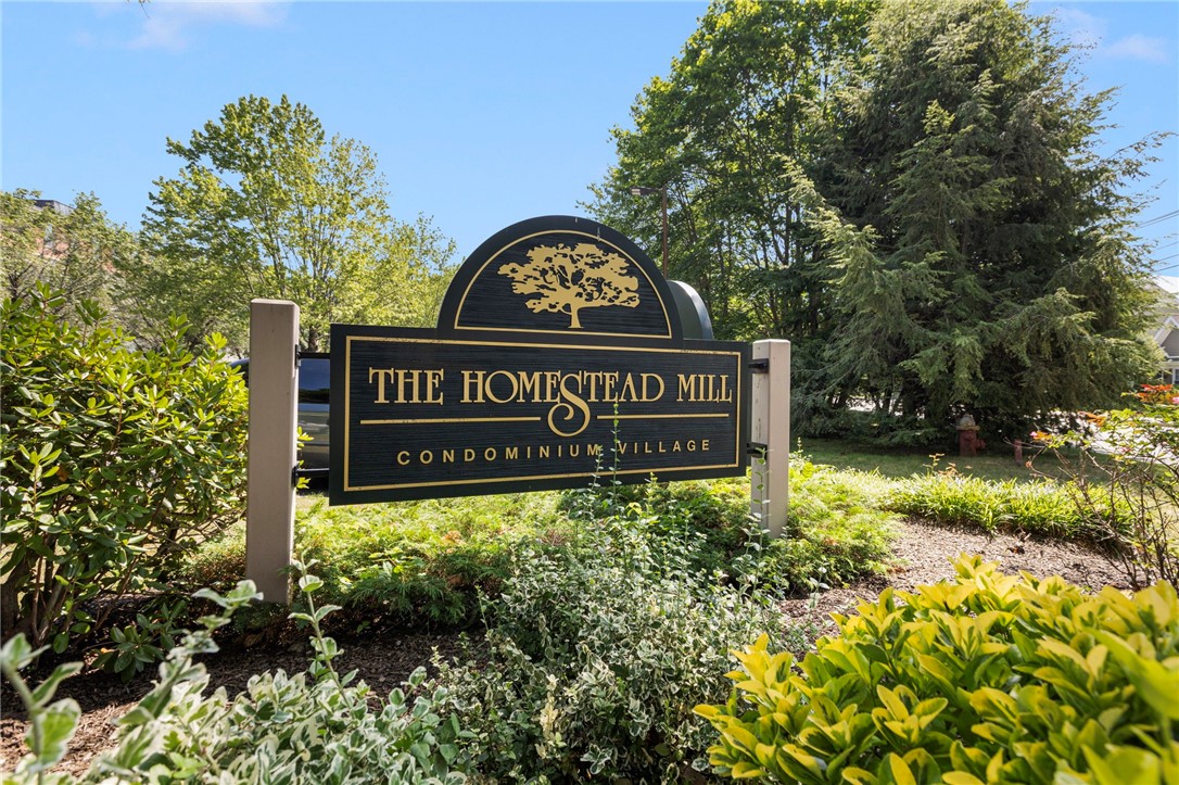 15 Higgins Street, Unit 120 Smithfield, RI 02917 - Photo 4 of 25