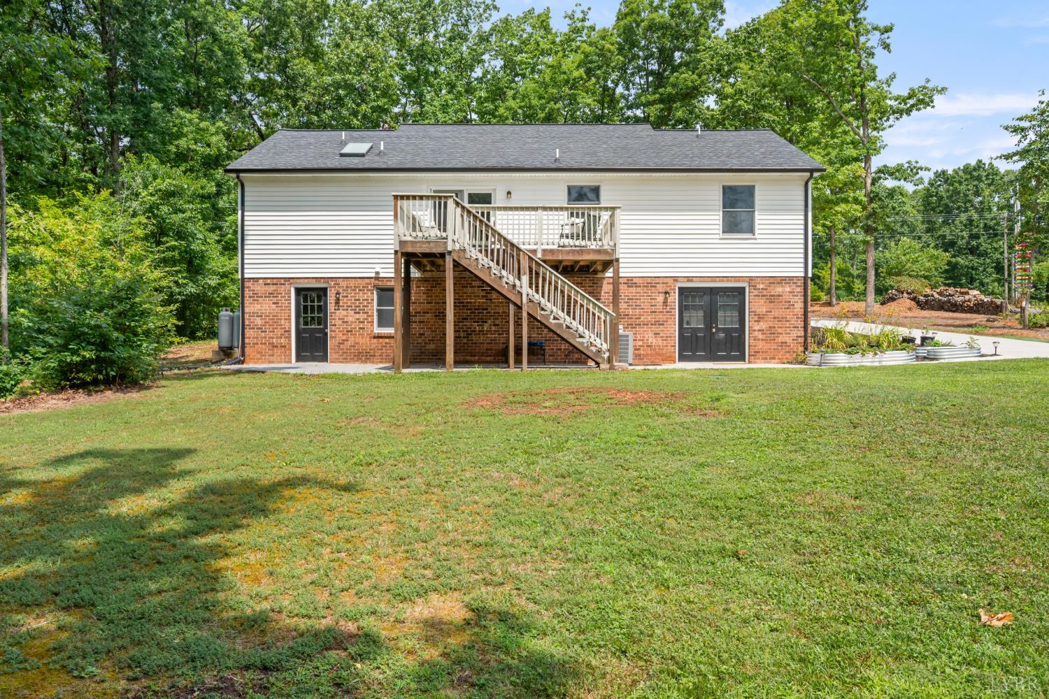 1558 Stonewall Road Concord, VA 24538 - Photo 15 of 56