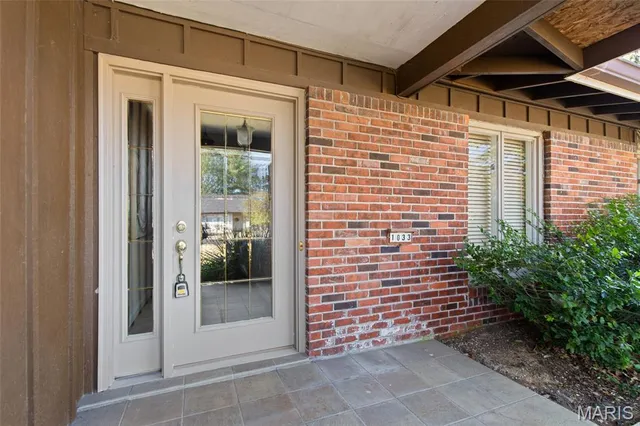 $245,000 | 1033 Sherbrooke Road, St. Charles, MO 63303