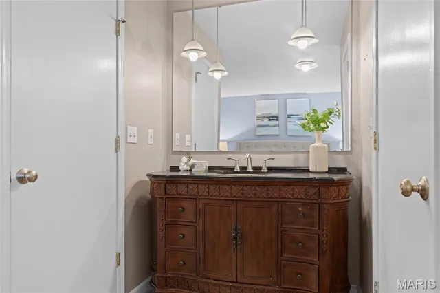 $245,000 | 1033 Sherbrooke Road, St. Charles, MO 63303