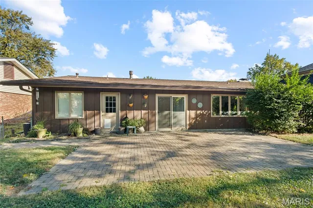 $245,000 | 1033 Sherbrooke Road, St. Charles, MO 63303