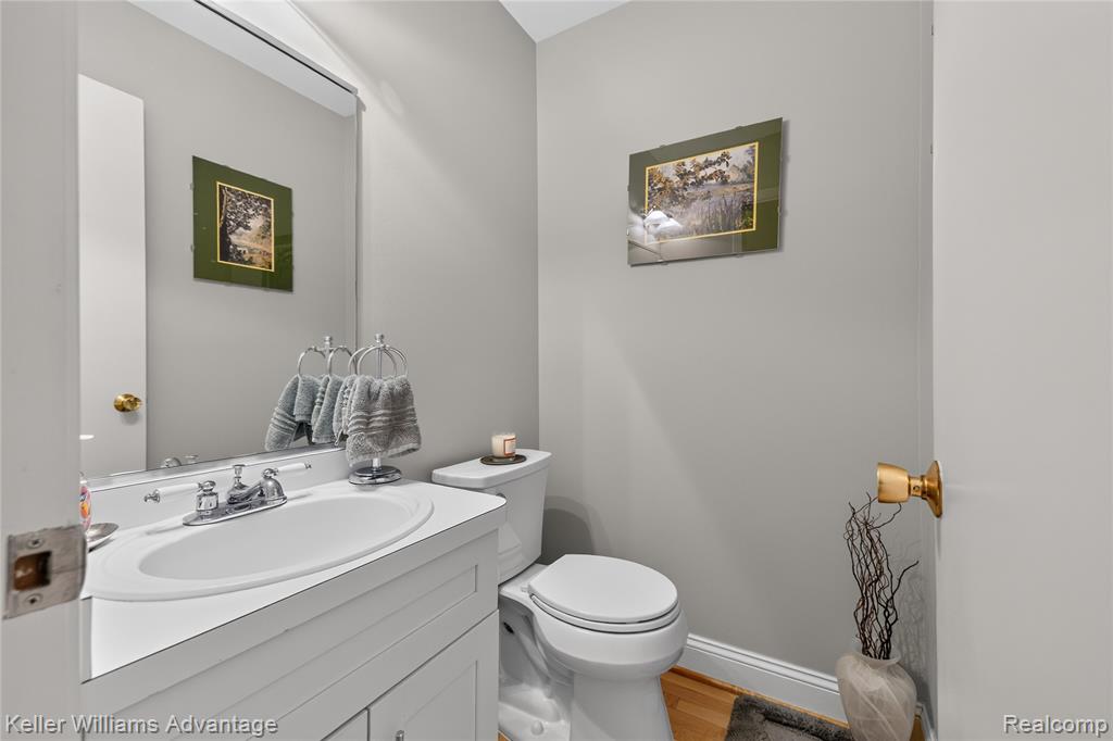 39478 Country Lane Novi, MI 48375 - Photo 18 of 38