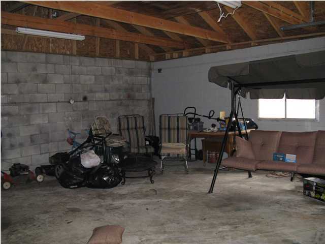 324 Dale Road Louisville, KY 40229 - Photo 4 of 14 Additional Photo