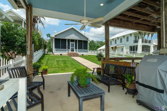 $394,900 | 12361 Home Port Drive, Maurepas, LA 70449