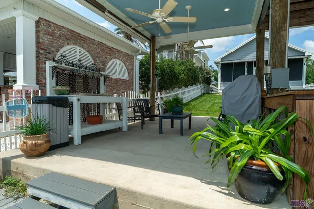 $394,900 | 12361 Home Port Drive, Maurepas, LA 70449