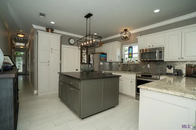 $394,900 | 12361 Home Port Drive, Maurepas, LA 70449