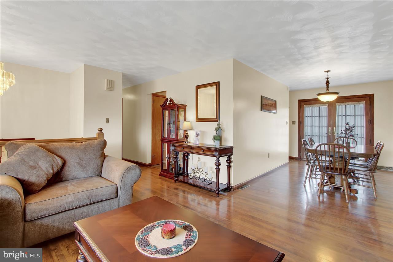 522 Company Farm Road Aspers, PA 17304 - Photo 4 of 36